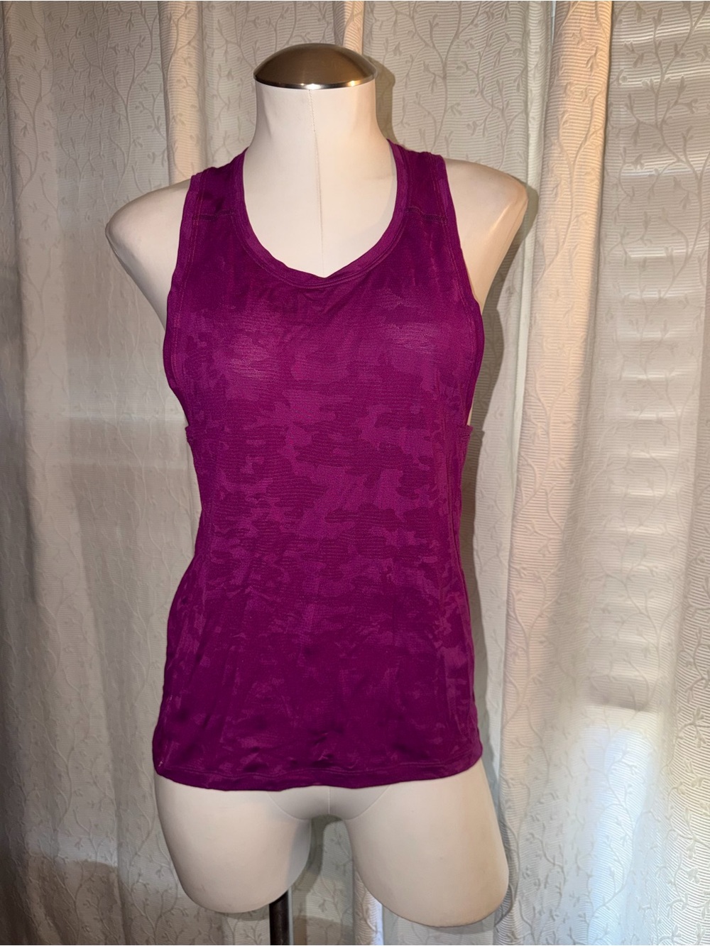 Lululemon purple/pink camo top
